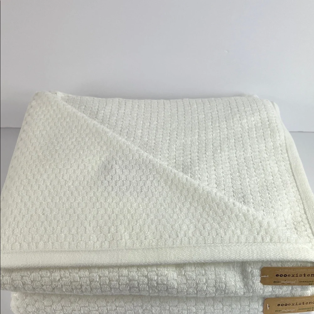 Ecoexistence White Bath Towels Oversized Waffle Weave Soft Cotton Set of 2 NEW